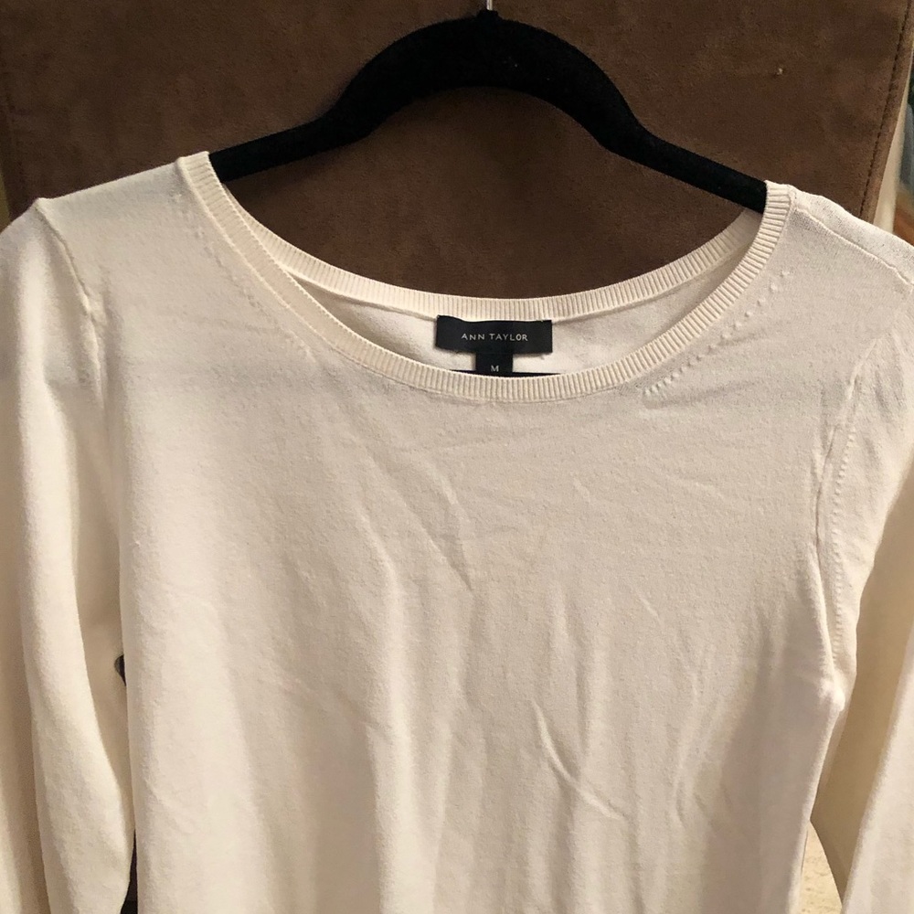 Ann Taylor new white light weight sweater